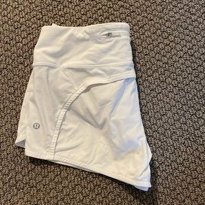 Lululemon Speed Up Mid-Rise Lined Short 2.5”